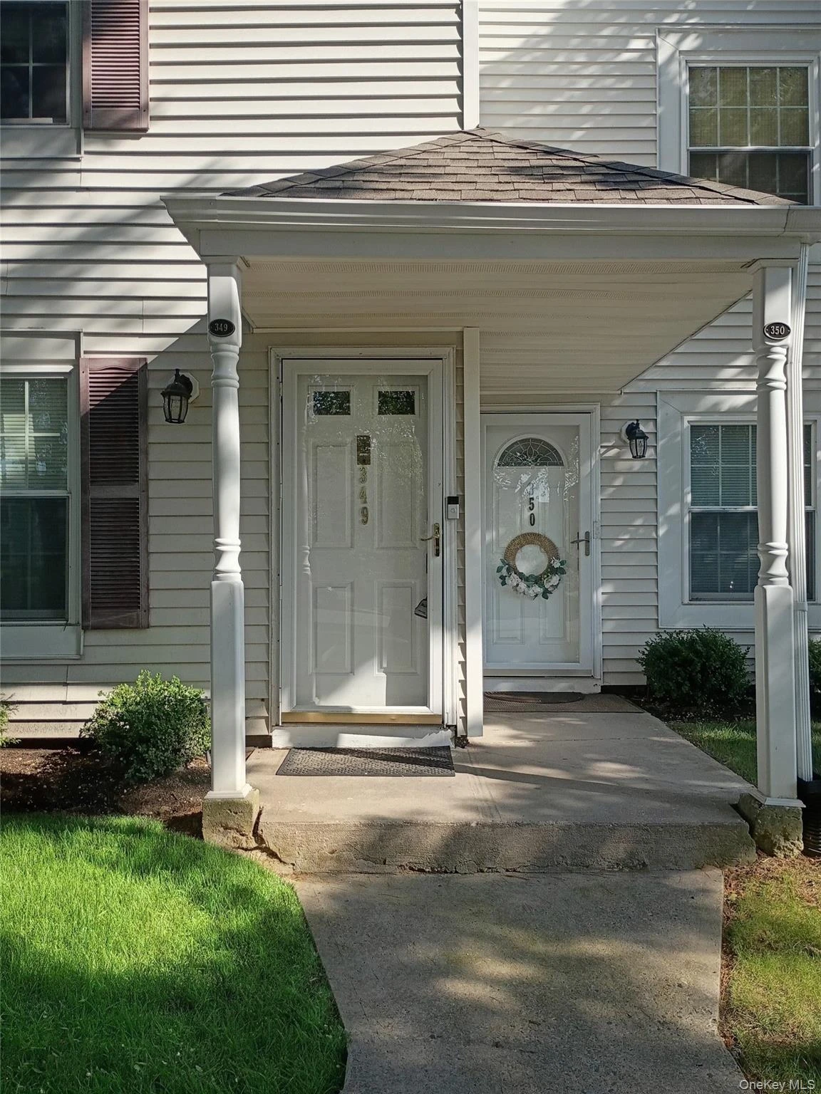 Photograph of 349 Artist Lake Drive