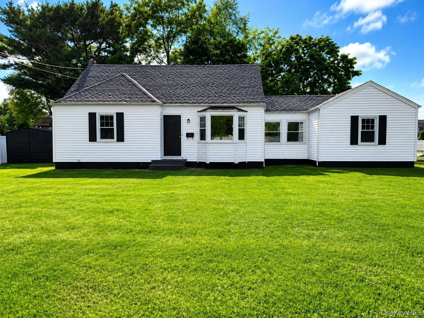 Photograph of 392 3rd Avenue