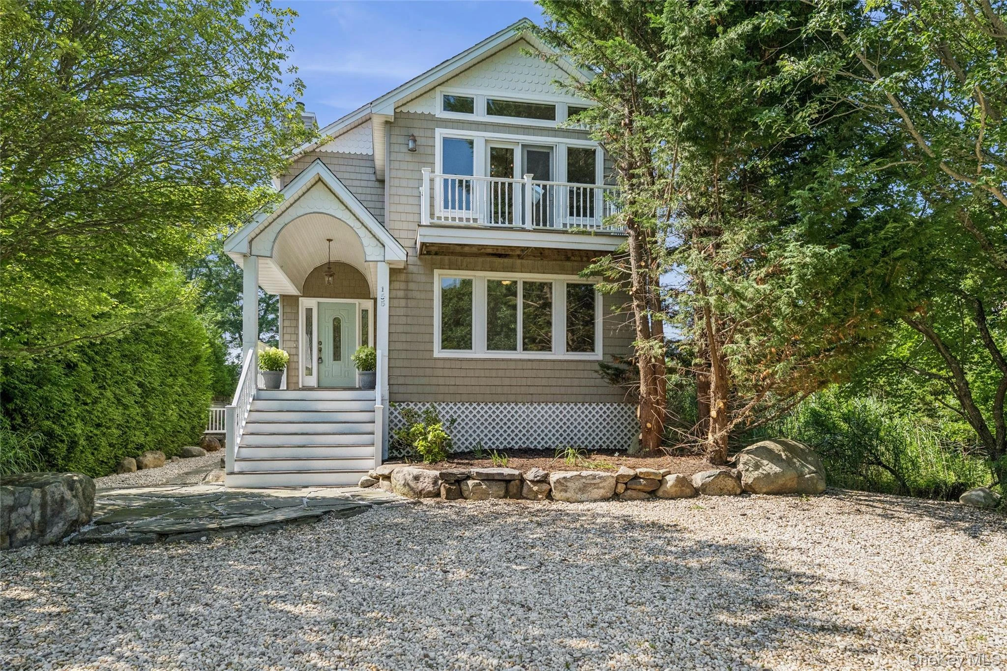 Photograph of 155 2nd Avenue