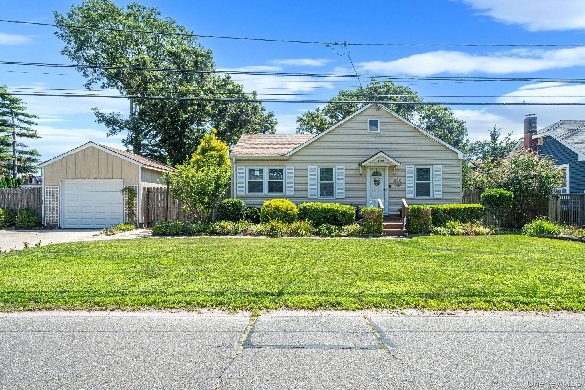 Photograph of 123 Clinton Avenue