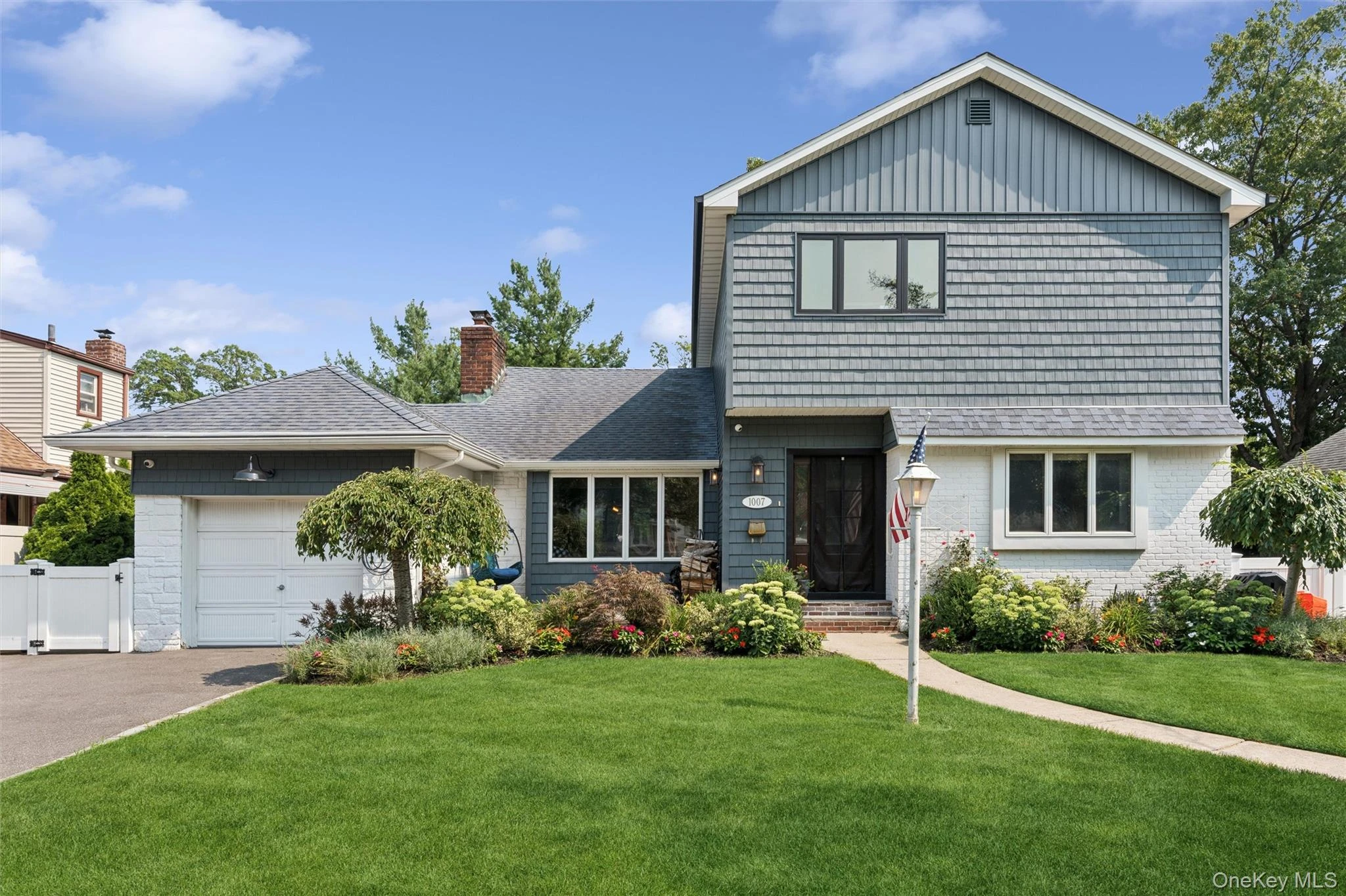 Photograph of 1007 Stafford Road