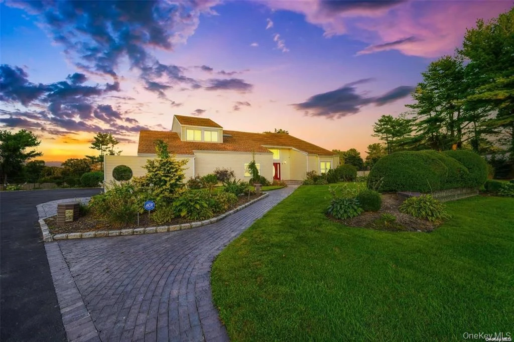 Photograph of 4 Jester Court
