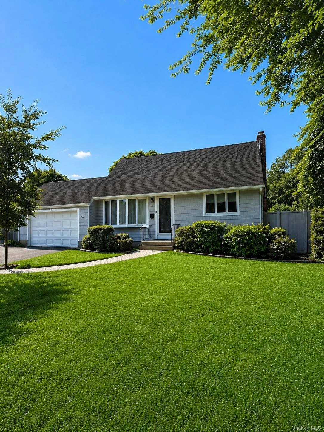 Photograph of 18 Lotus Road