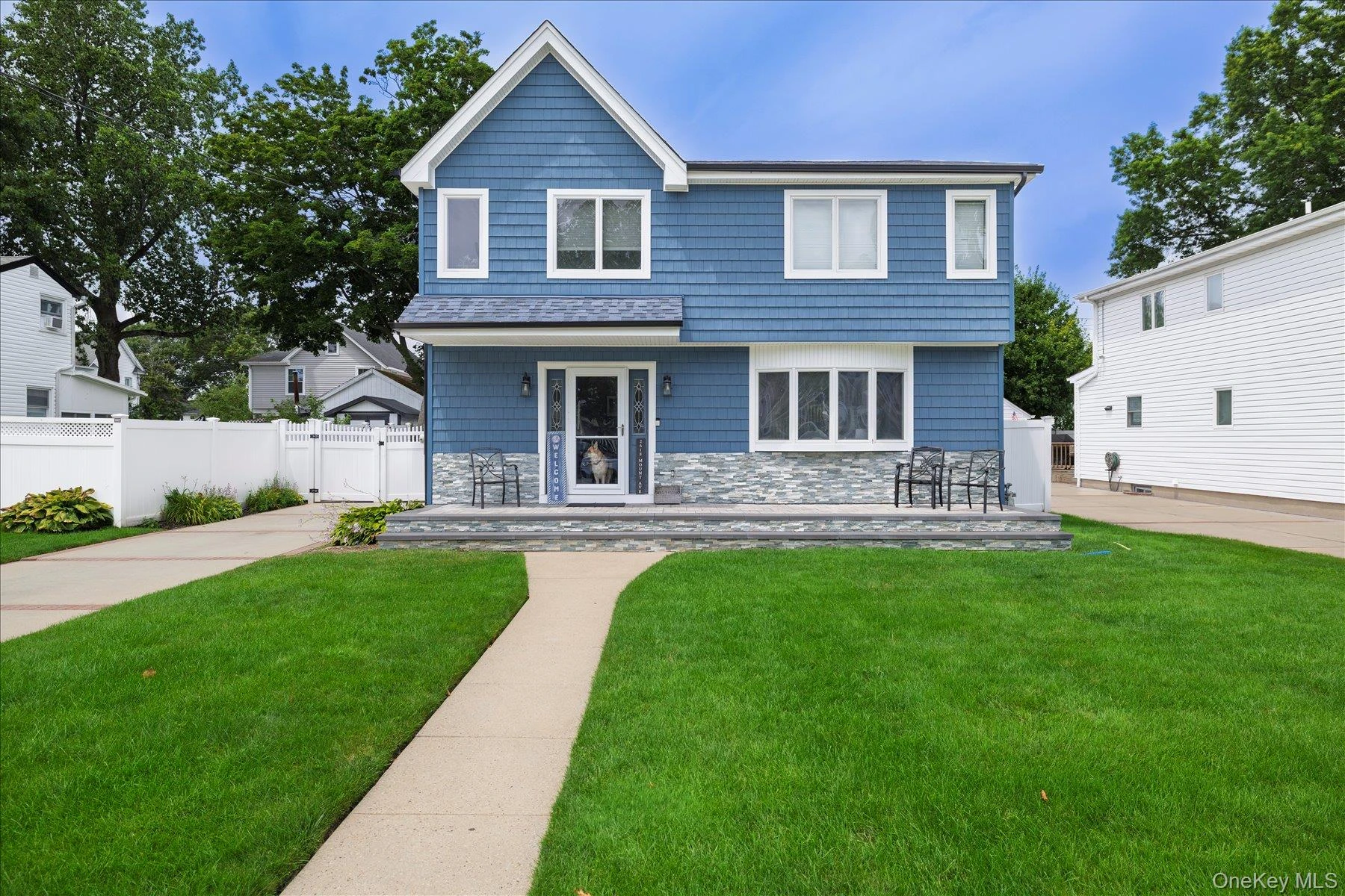 Photograph of 2618 Mount Avenue