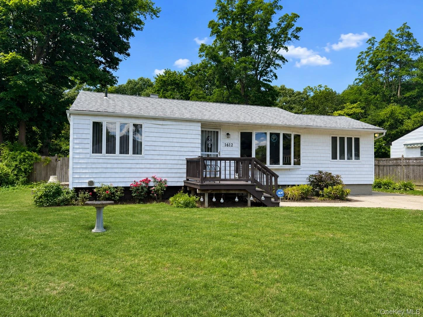Photograph of 1612 Gardiner Drive