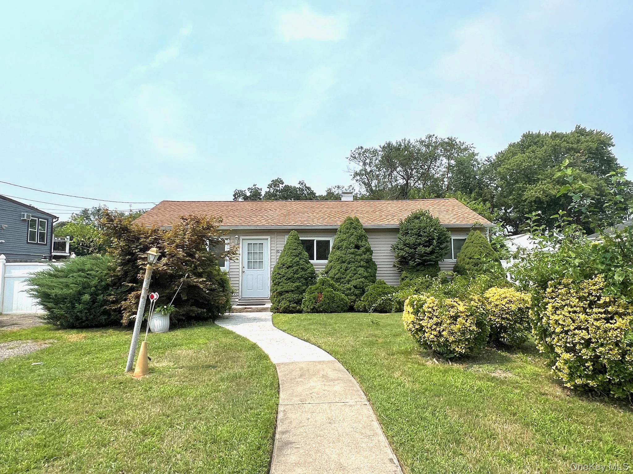 Photograph of 1656 Thompson Drive