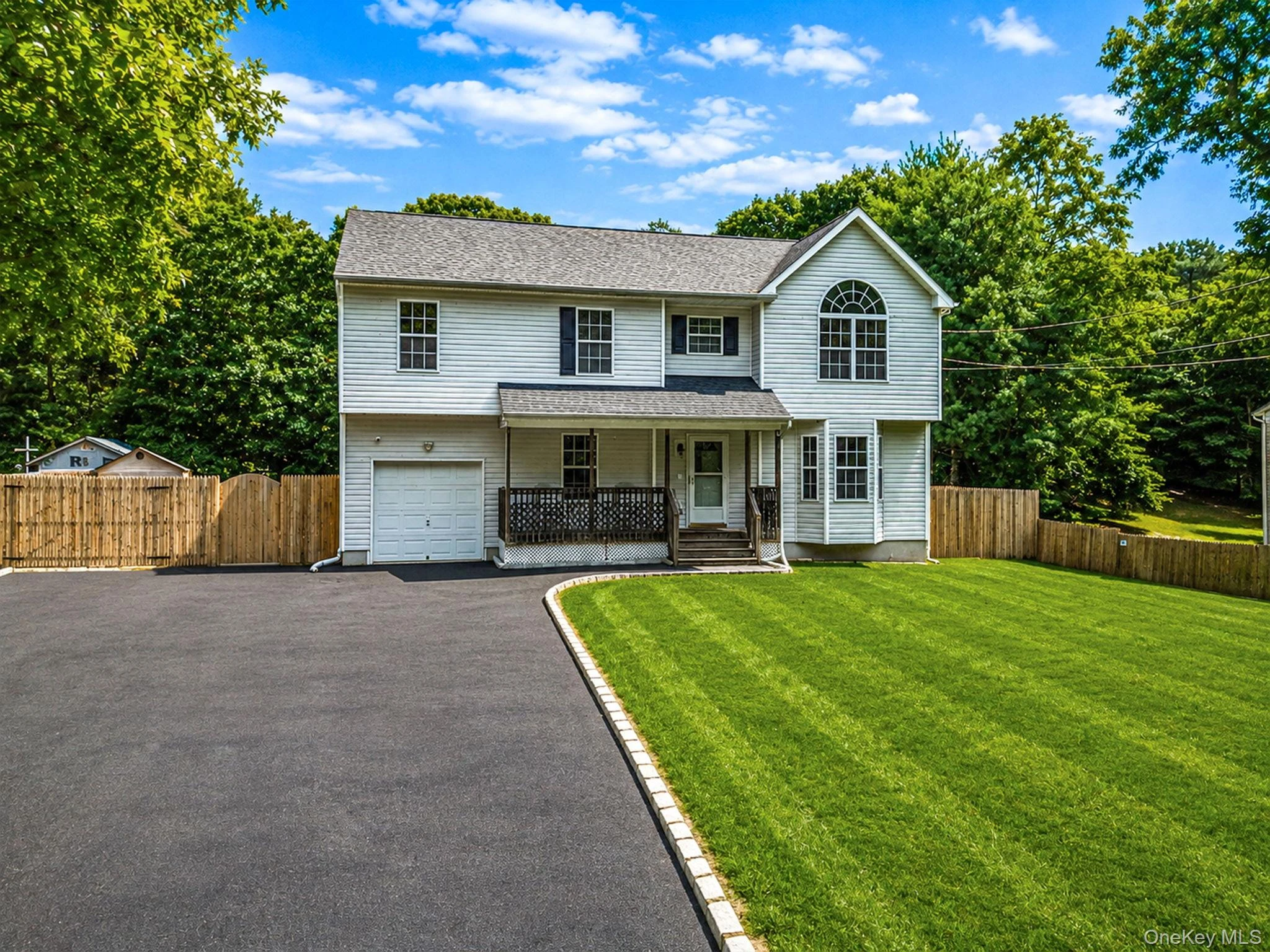 Photograph of 10 Cedar Lane