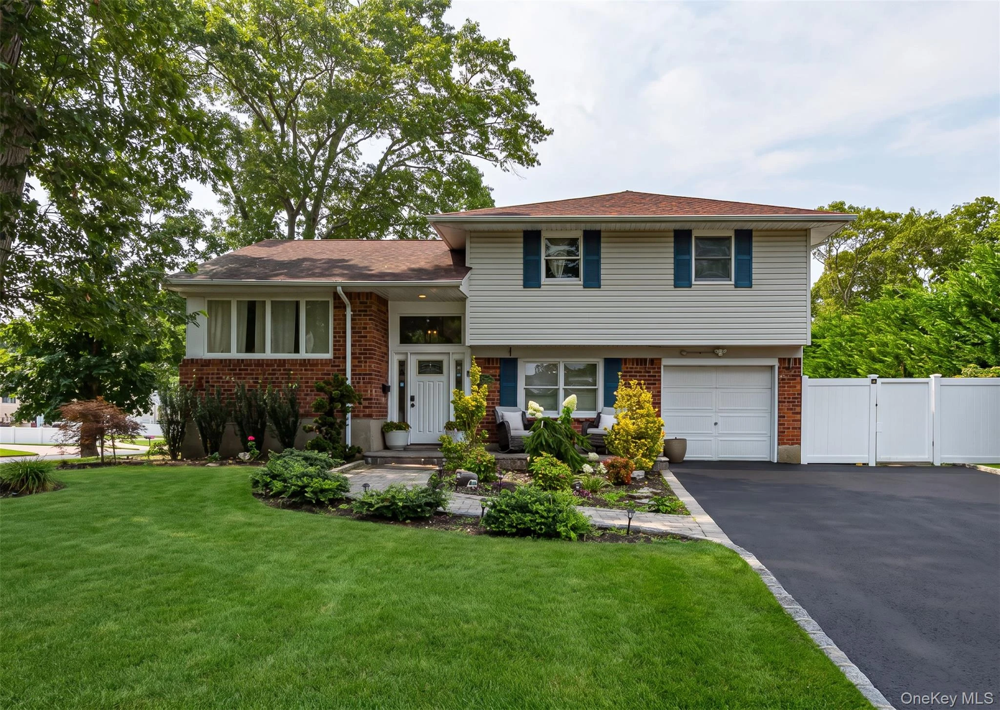 Photograph of 9 Carole Lane