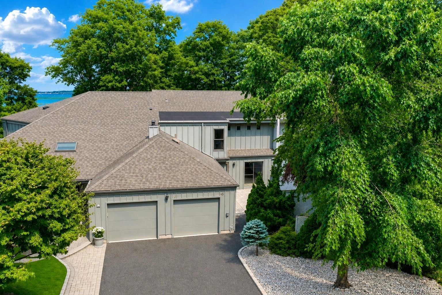 Photograph of 51 Rockledge Path