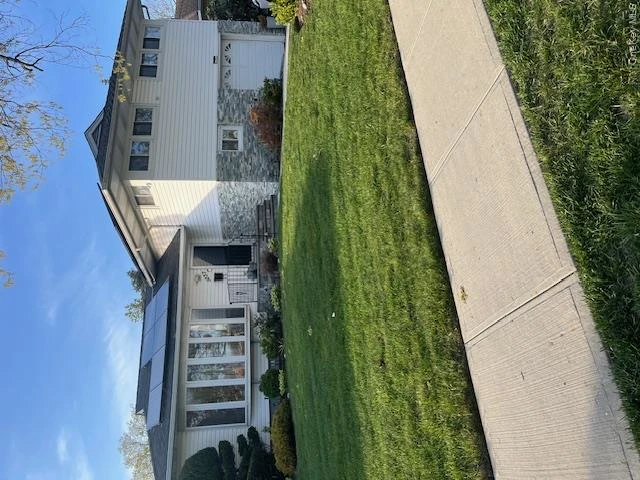Photograph of 1237 Walnut Street