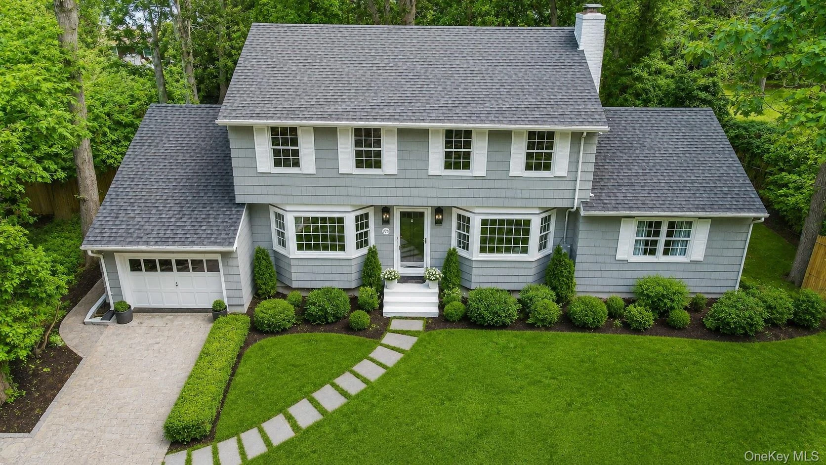Photograph of 275 Pinewood Road