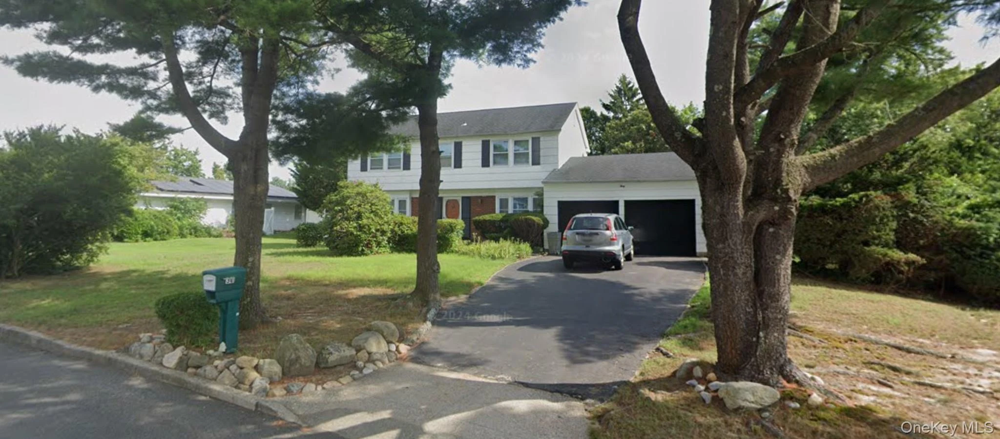 Photograph of 30 Segatogue Lane