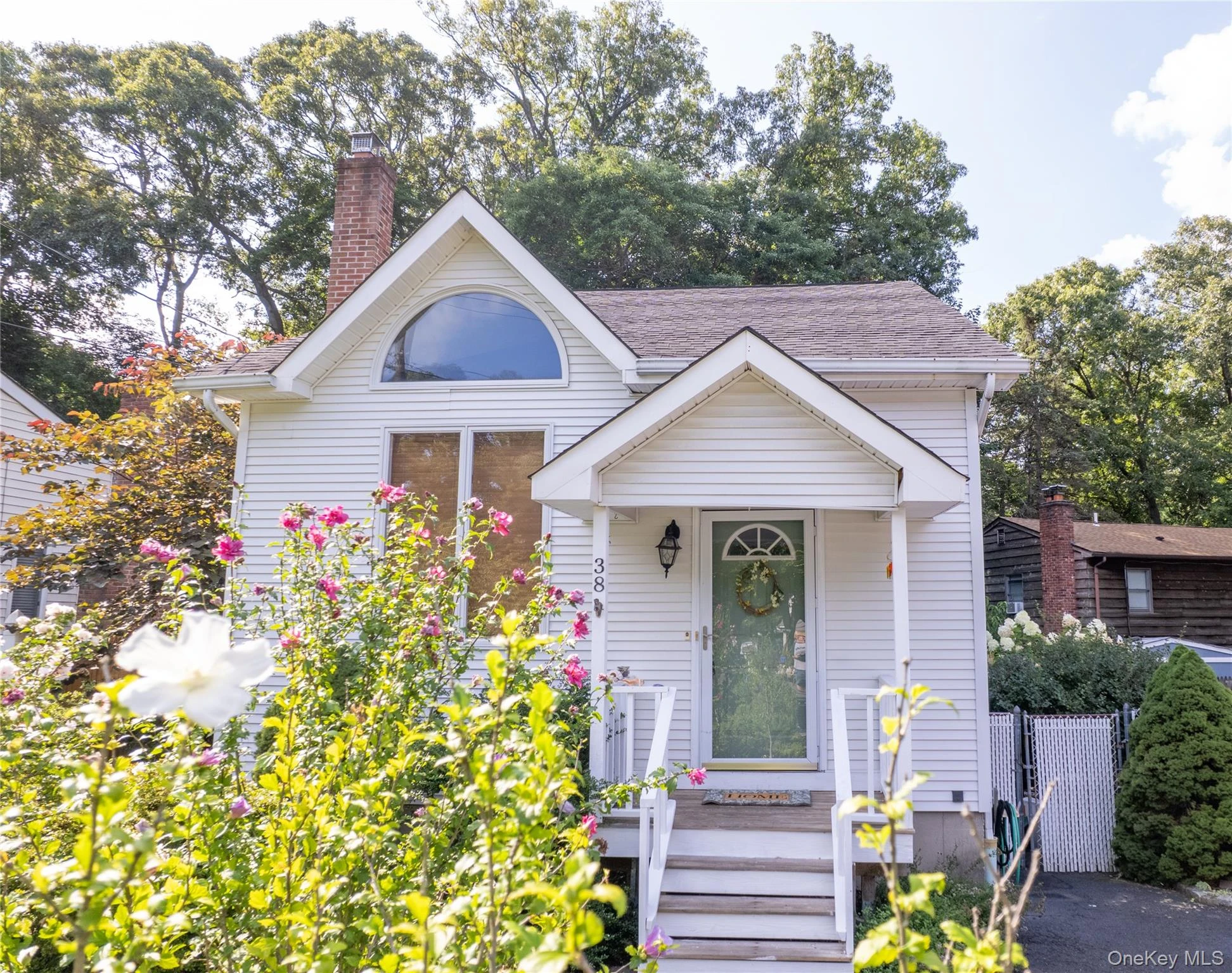 Photograph of 38 Montauk Road