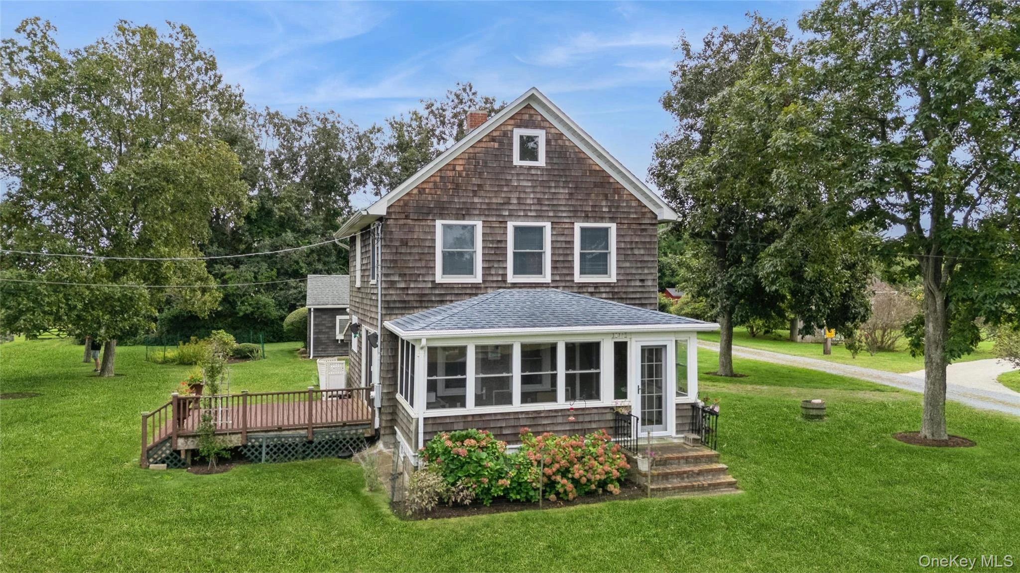 Photograph of 13700 Oregon Road