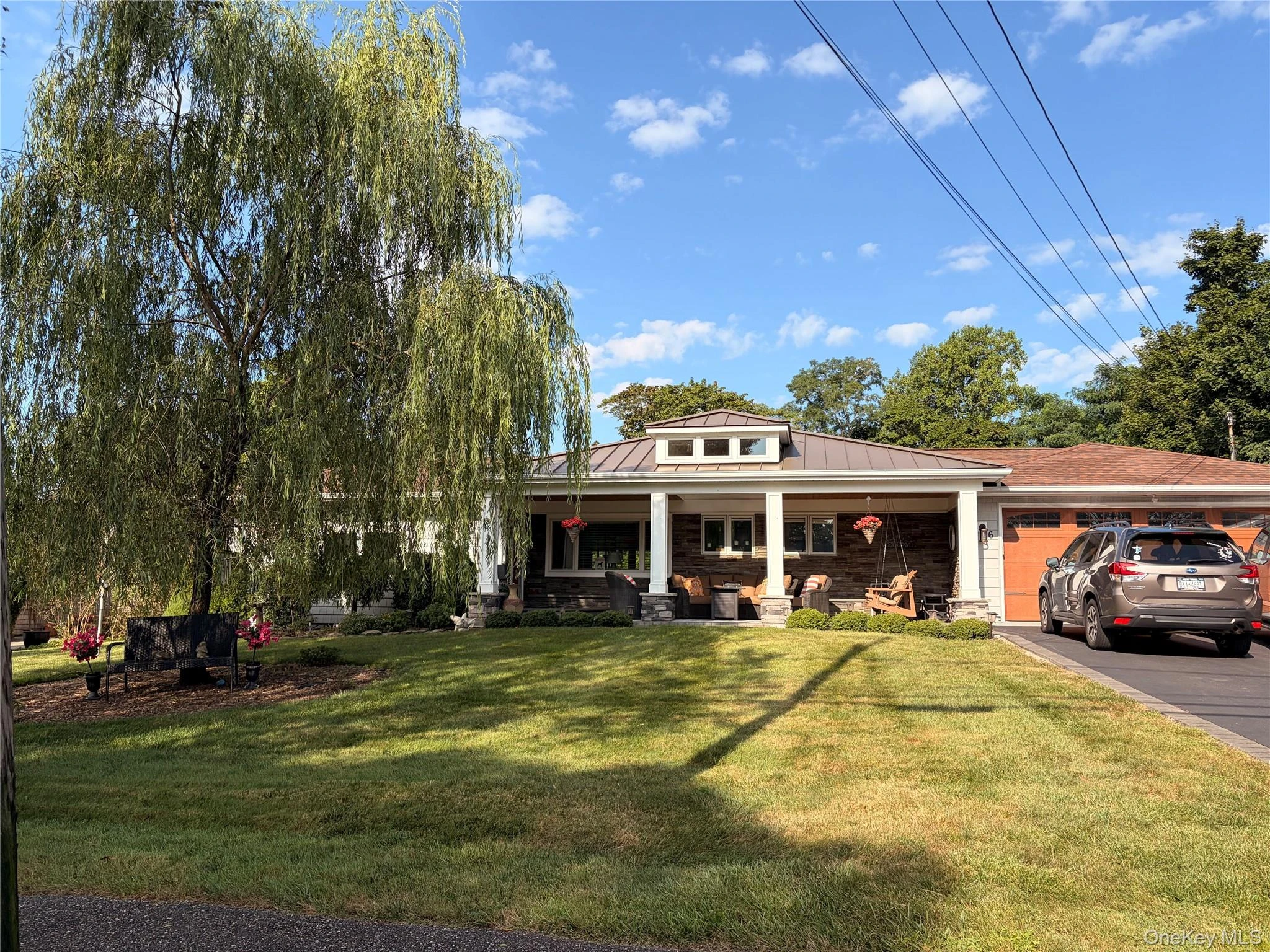 Photograph of 6 Howells Point Road