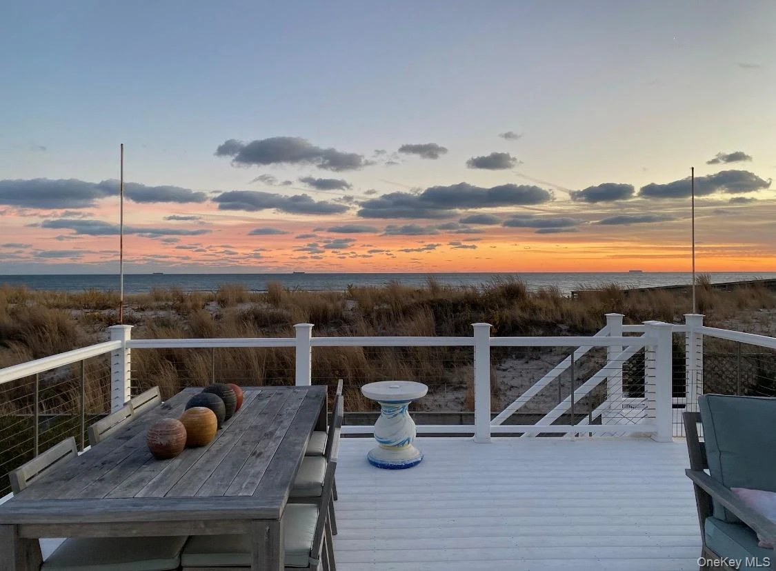 Photograph of 899 Oceanfront