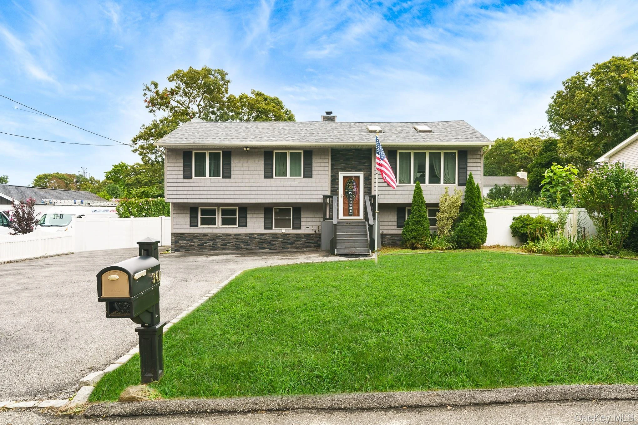 Photograph of 341 Avenue B