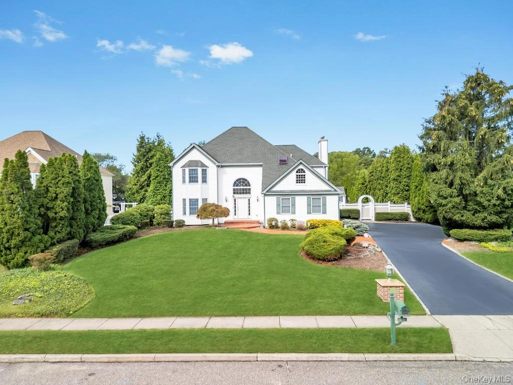 Photograph of 150 Hayrick Lane