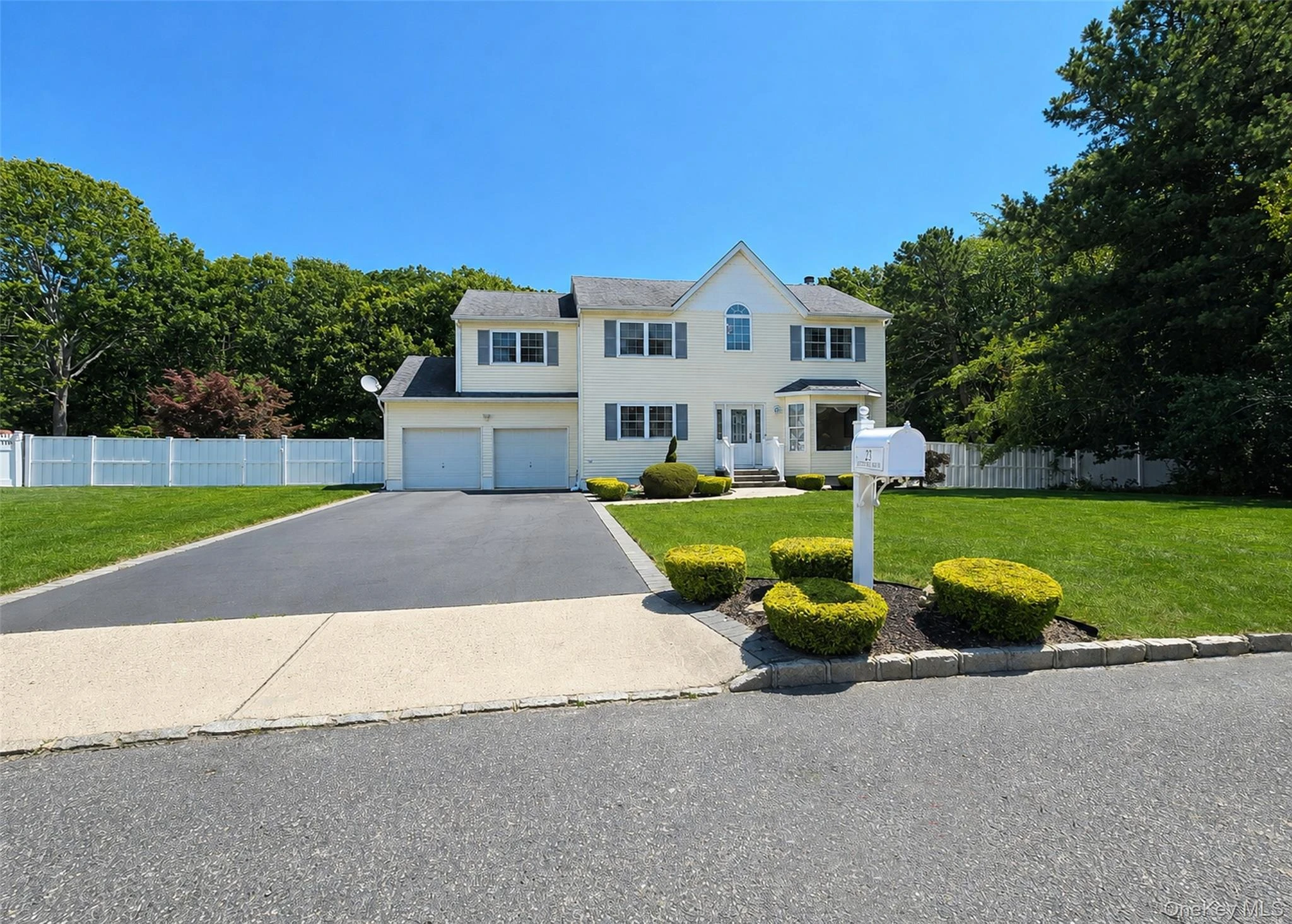 Photograph of 23 Greentree Drive
