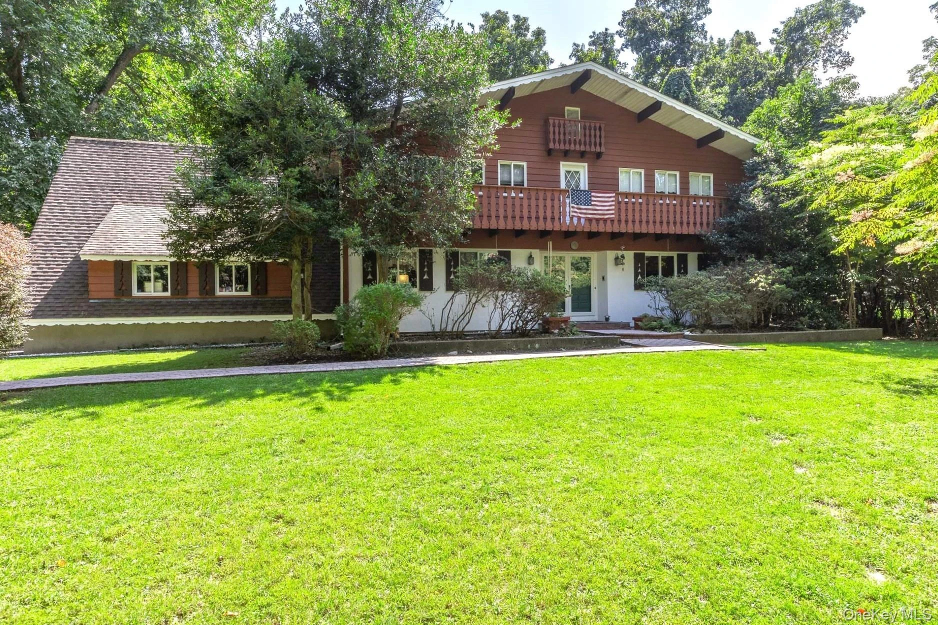 Photograph of 1 Valleywood Court