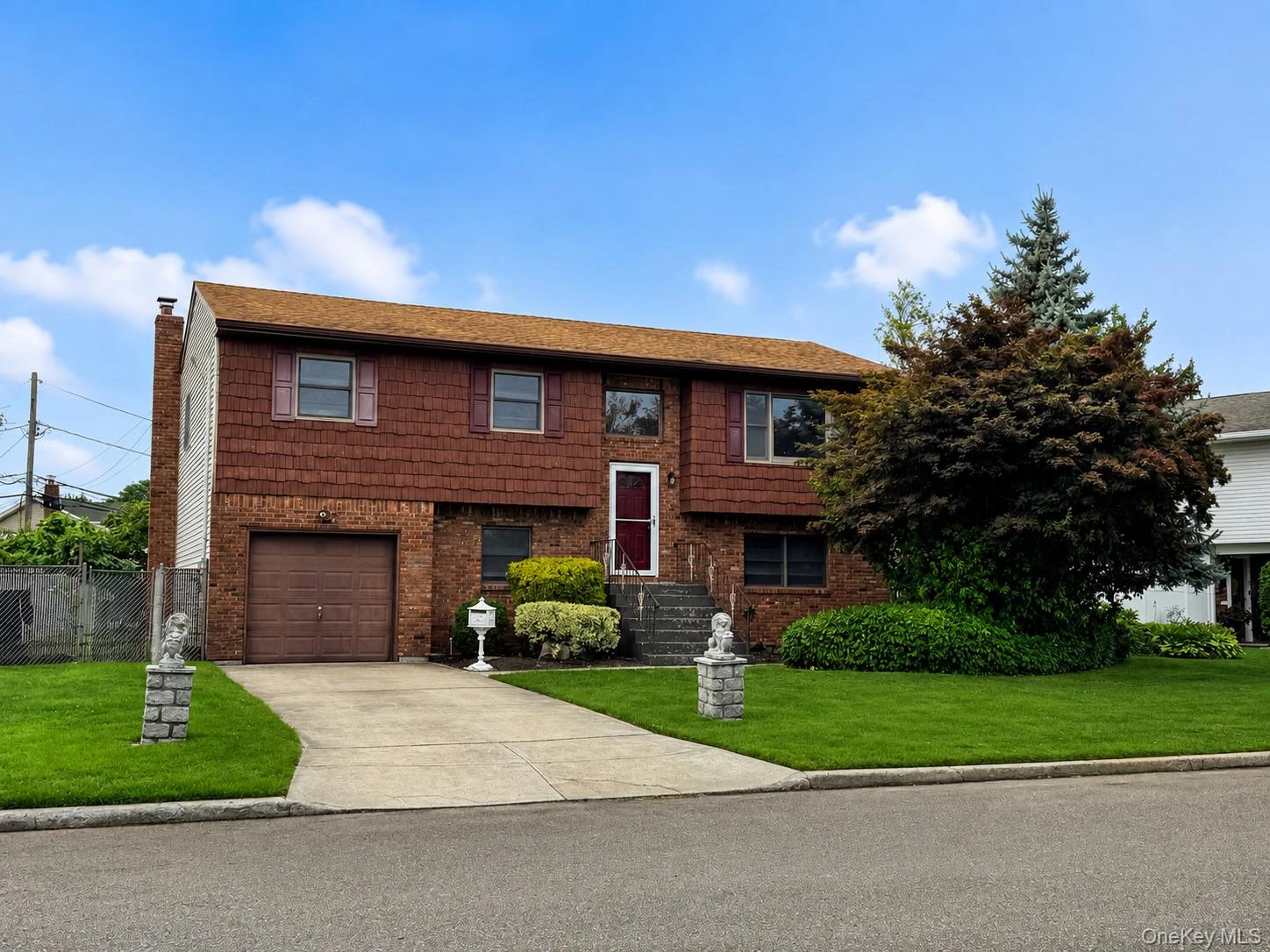 Photograph of 95 Lake Drive