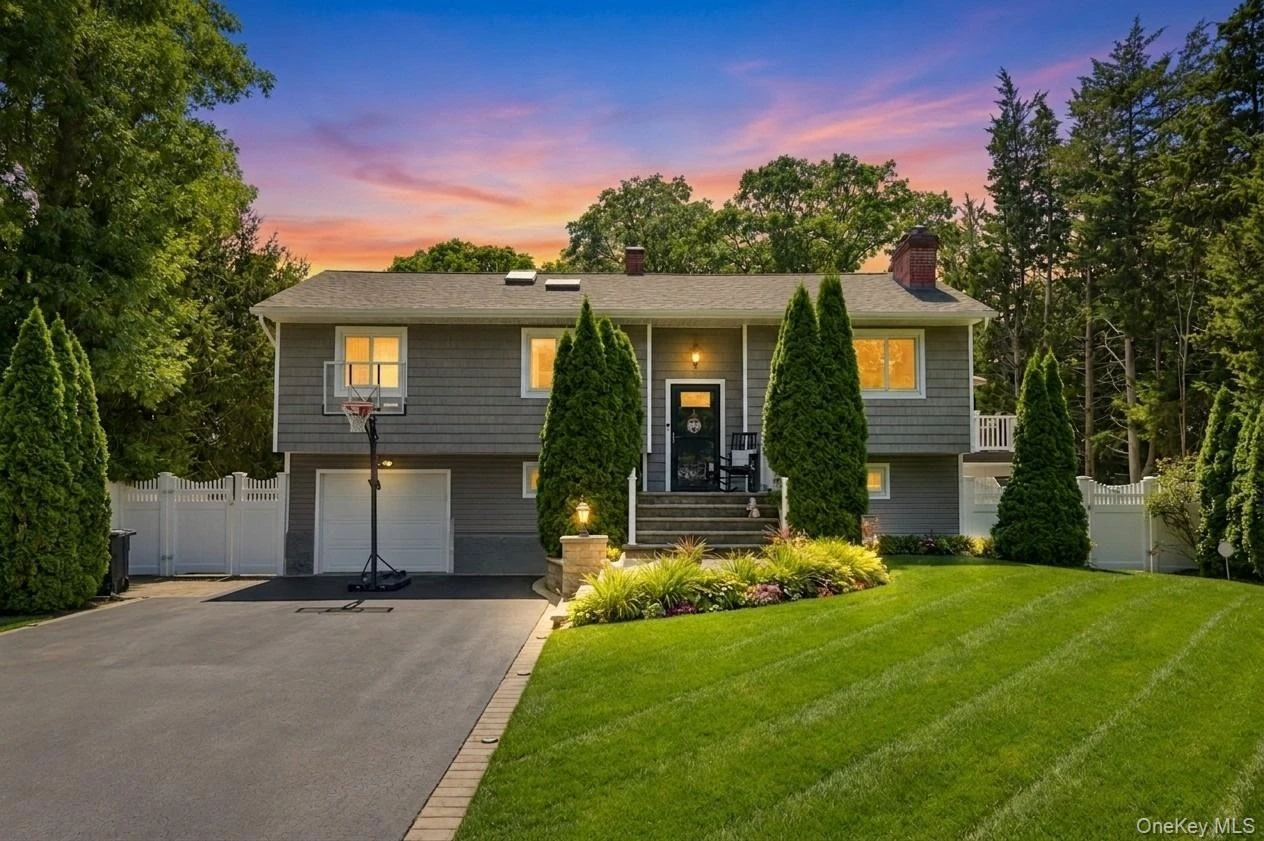 Photograph of 12 Linden Lane