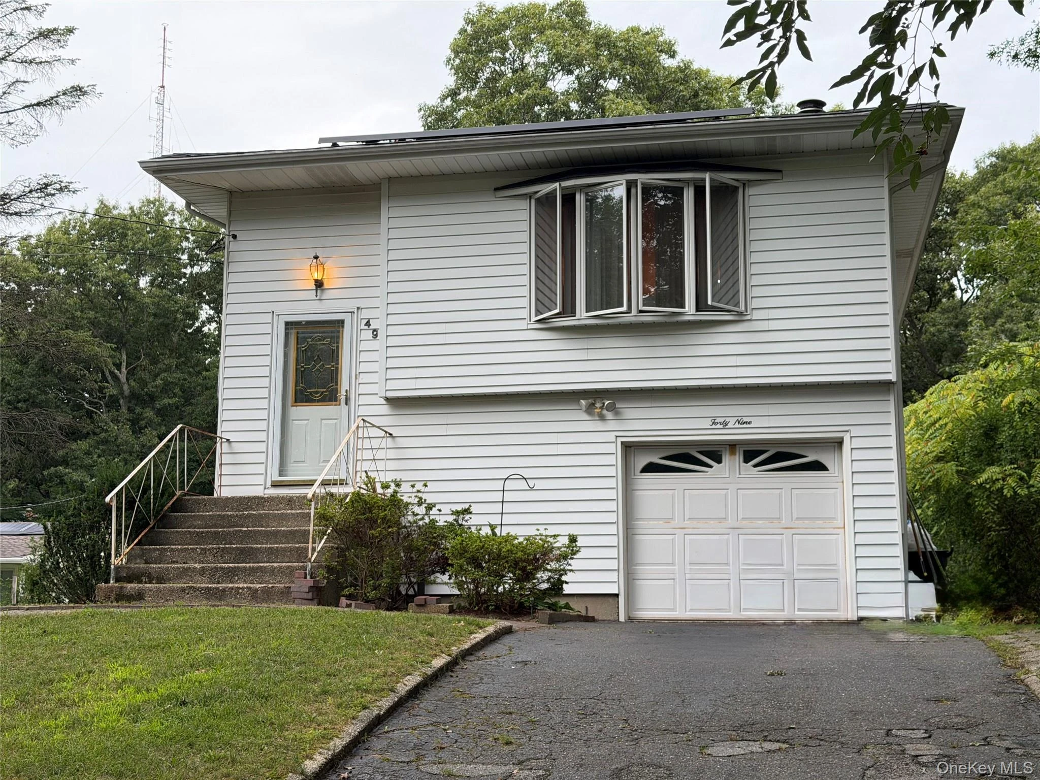 Photograph of 49 Midvale Avenue