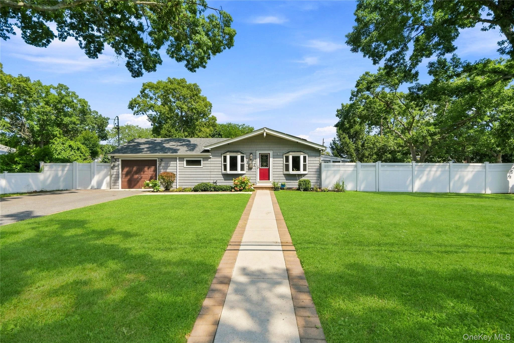 Photograph of 91 Spruce Avenue