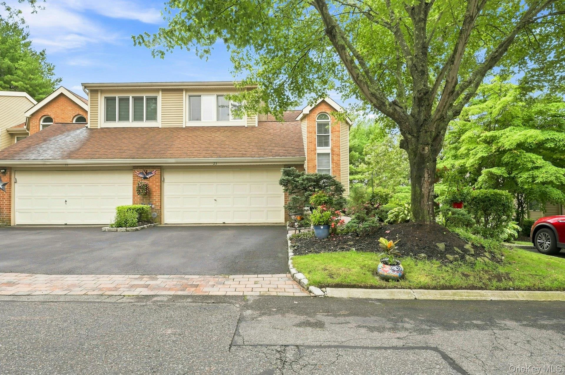 Photograph of 23 Willow Ridge Drive