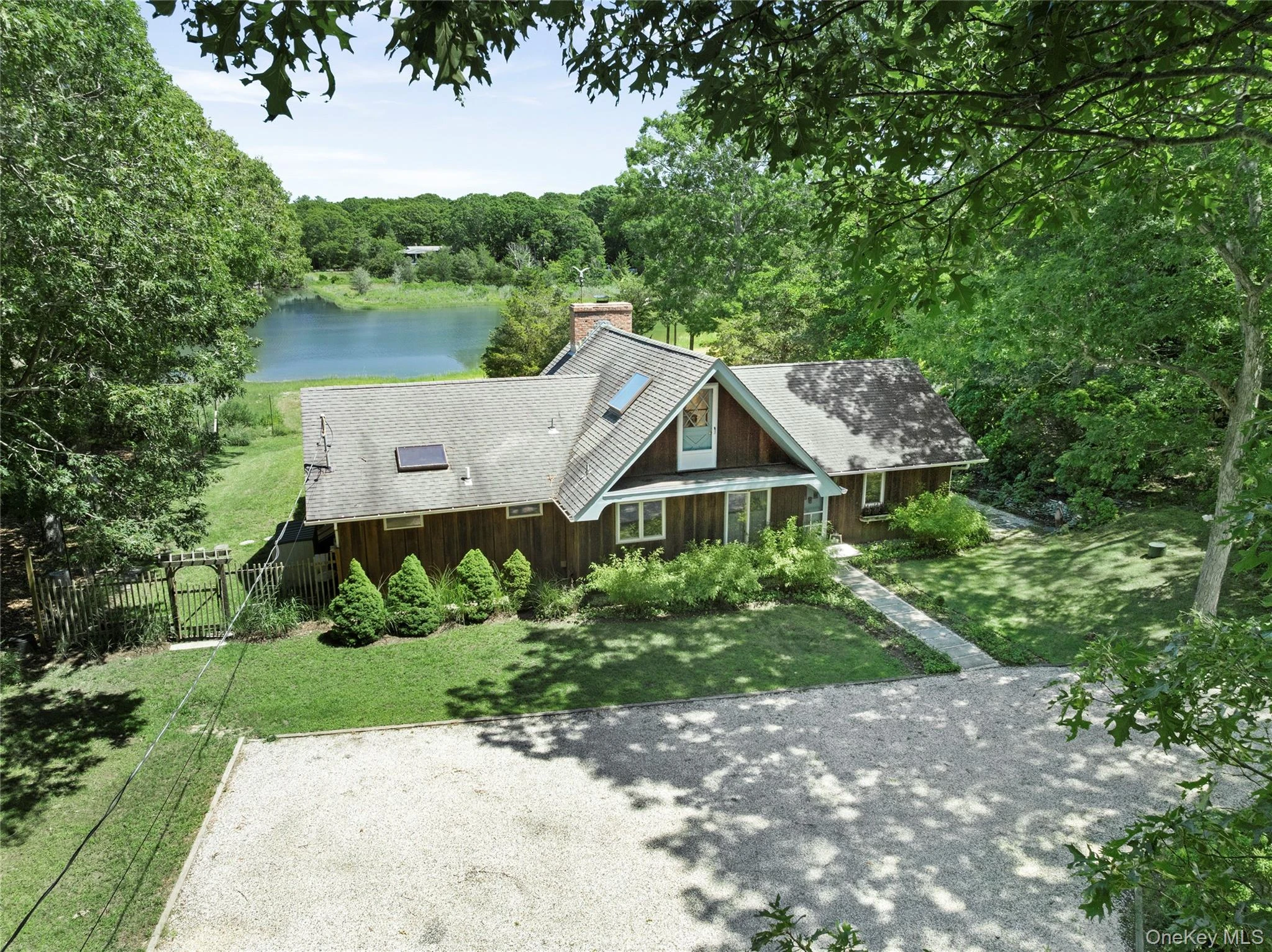 Photograph of 59 Isle Of Wight Road