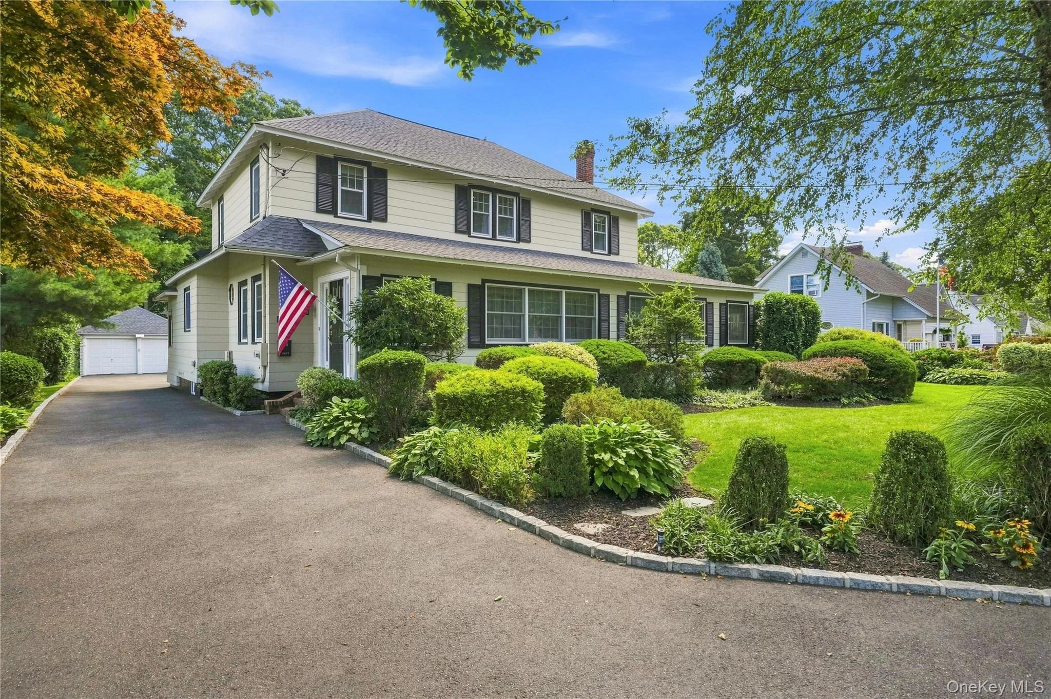 Photograph of 556 Windsor Avenue