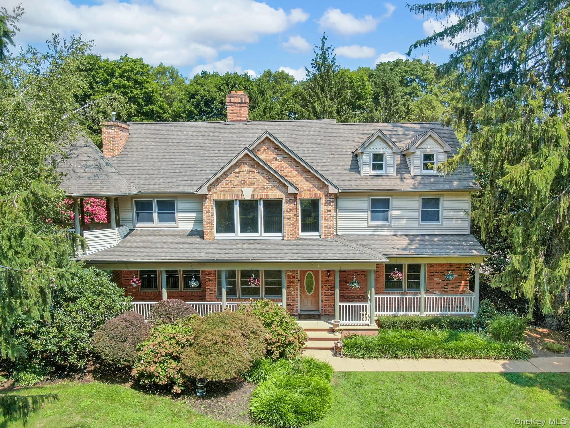 Photograph of 811 Canal Road