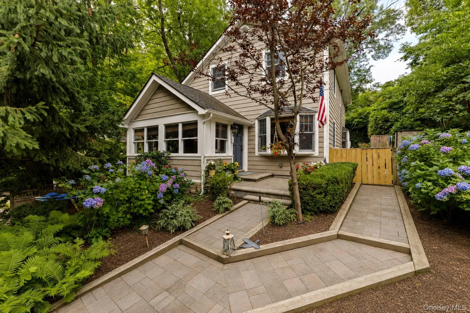Photograph of 18 Walnut Avenue