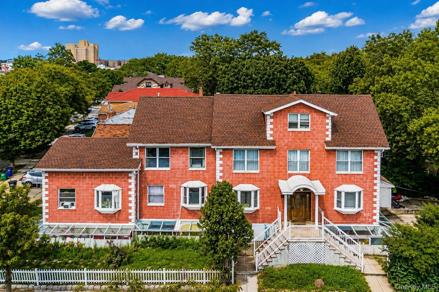 Photograph of 4647 204th Street