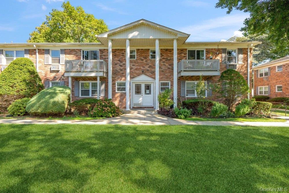 Photograph of 64 Fairharbor