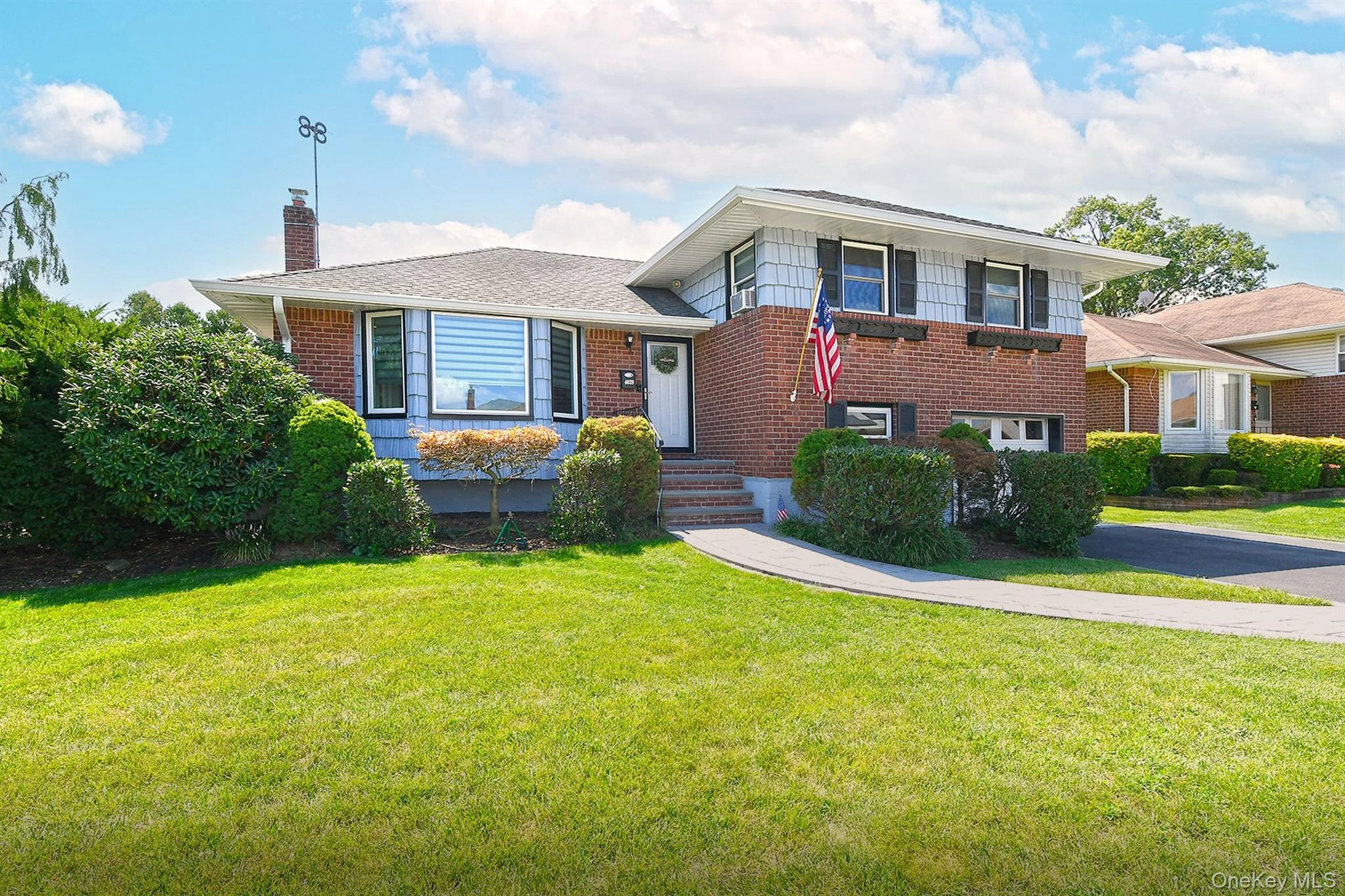 Photograph of 4039 Hahn Avenue