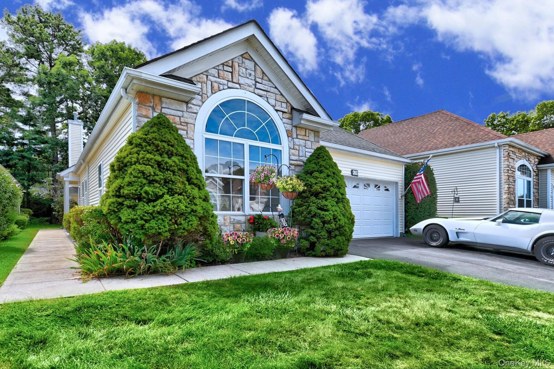 Photograph of 428 Leisure Drive