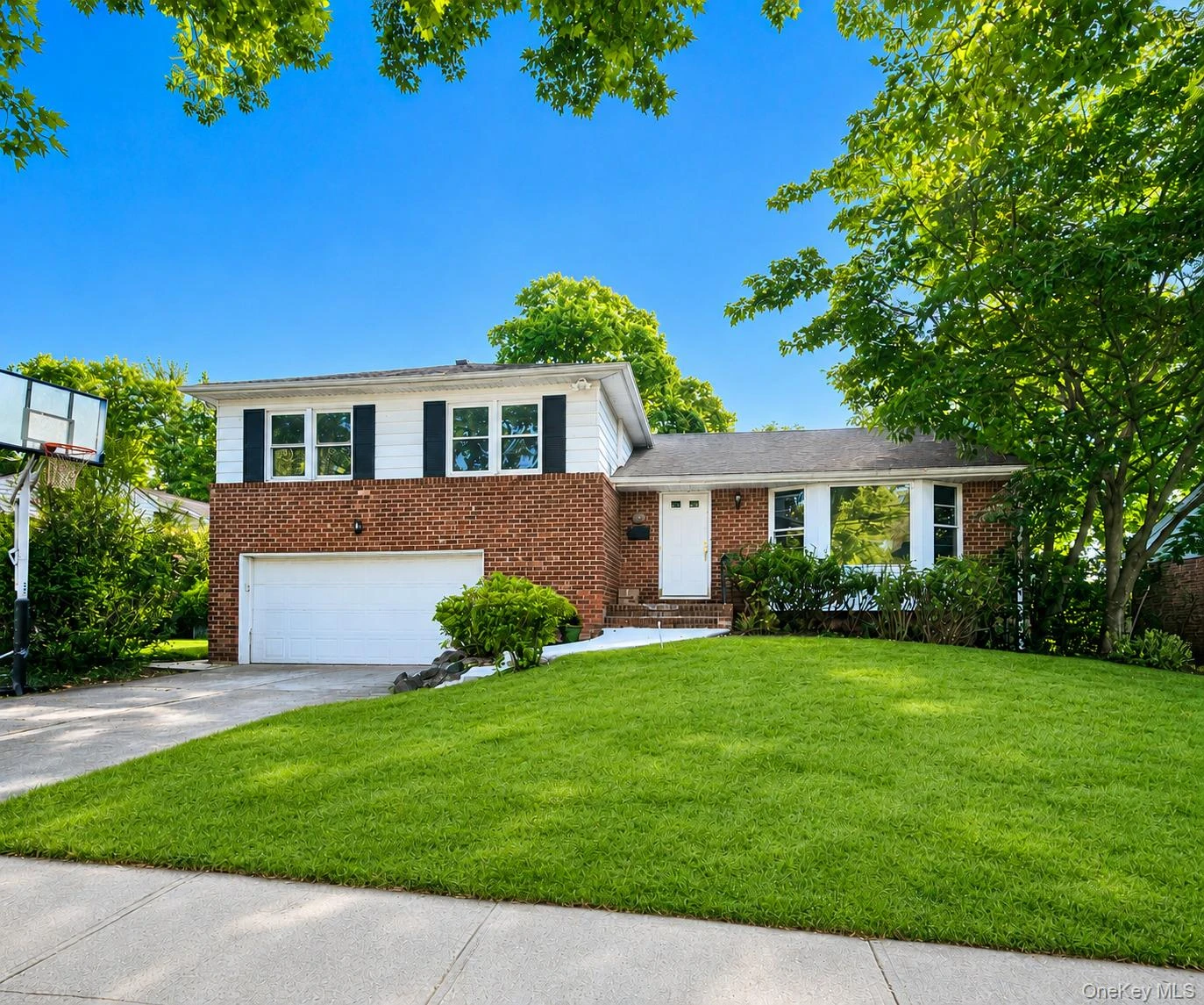 Photograph of 64 Morewood Oaks