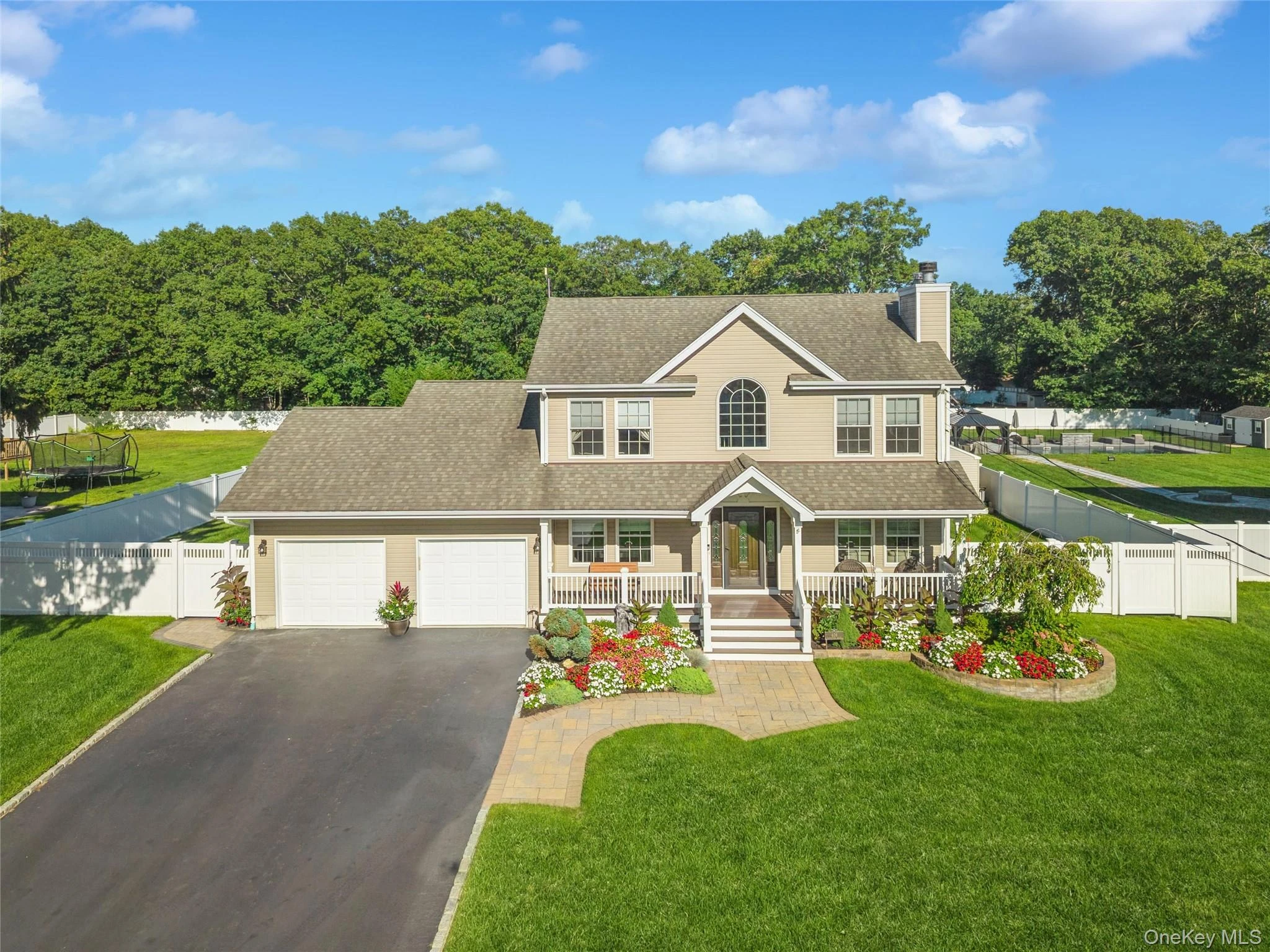 Photograph of 406 Carnation Drive