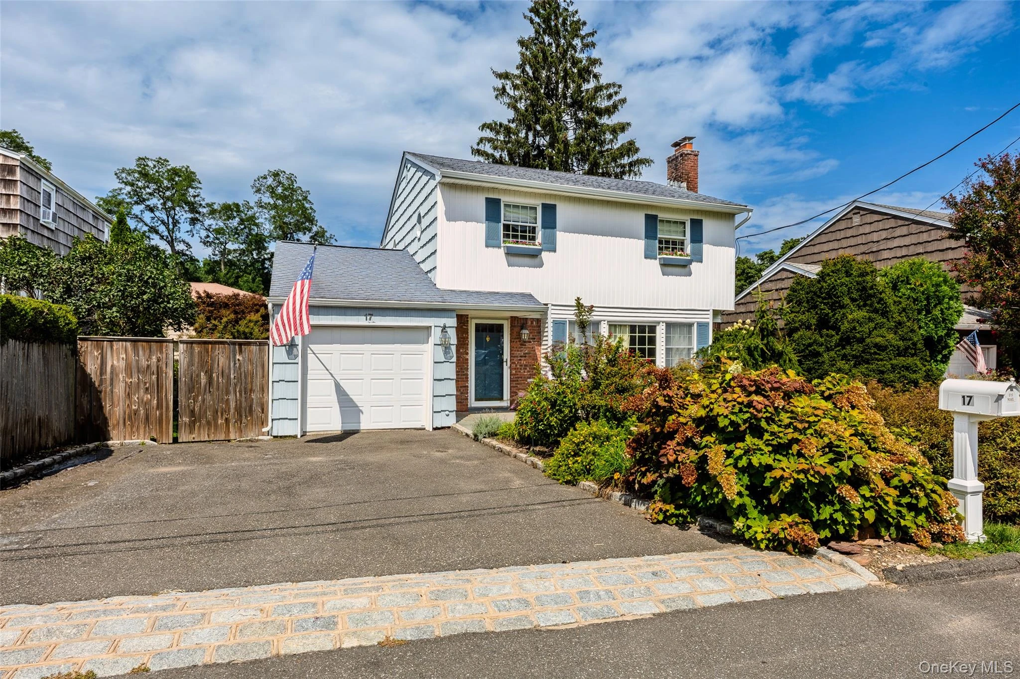Photograph of 17 Sea Ridge Court