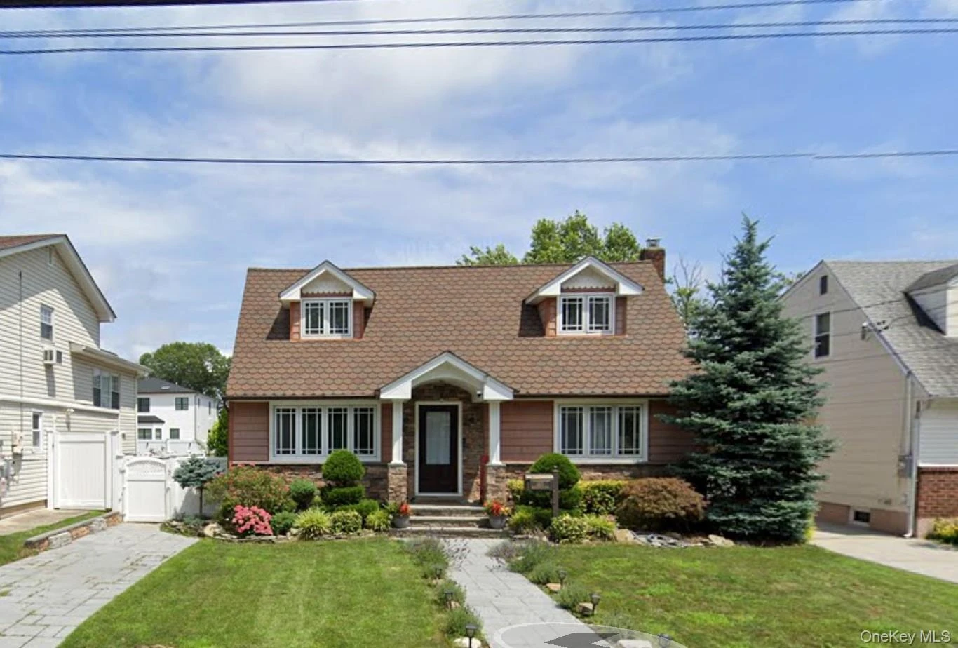 Photograph of 1421 Meadowbrook Road