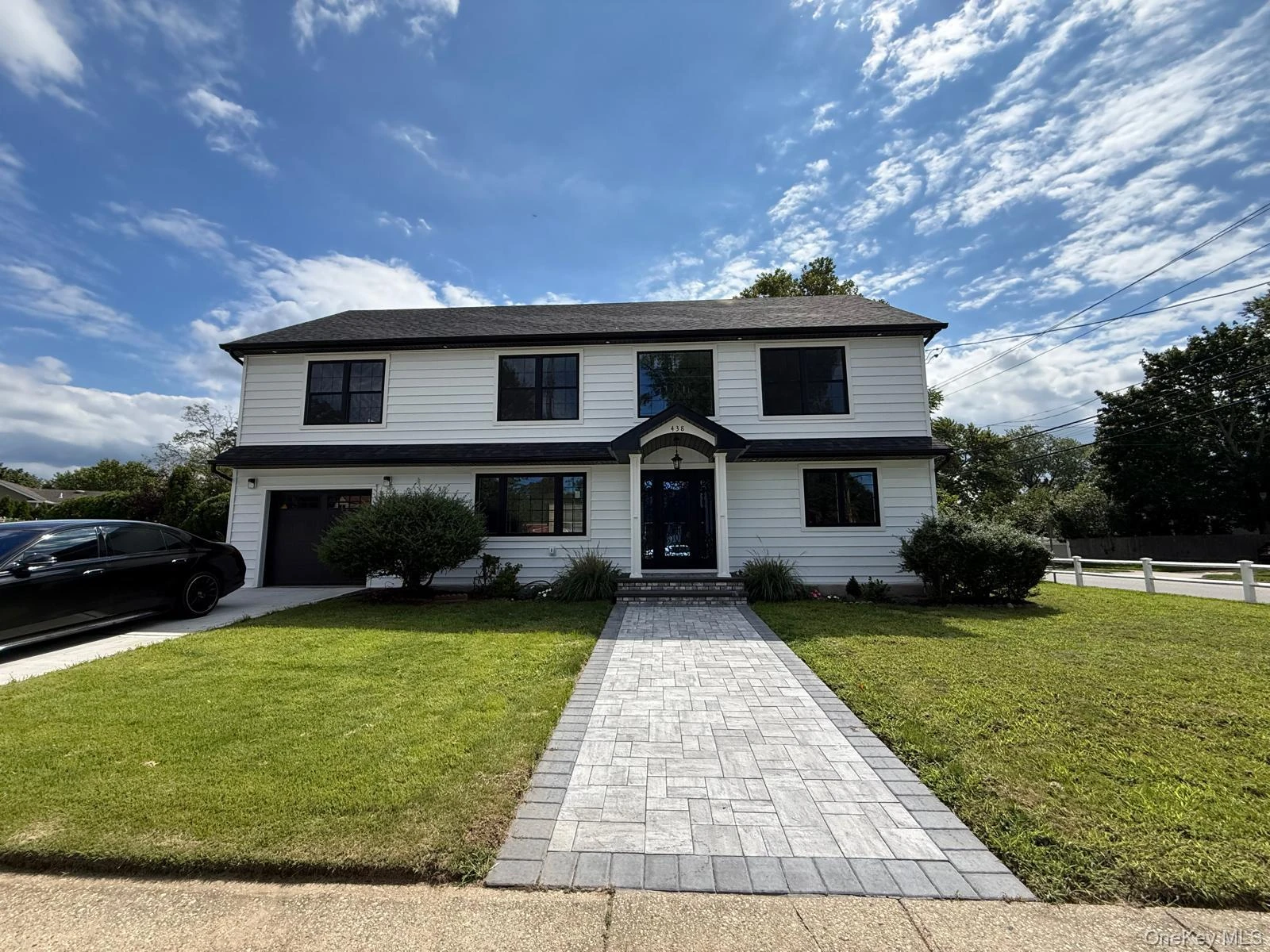 Photograph of 438 Von Elm Avenue
