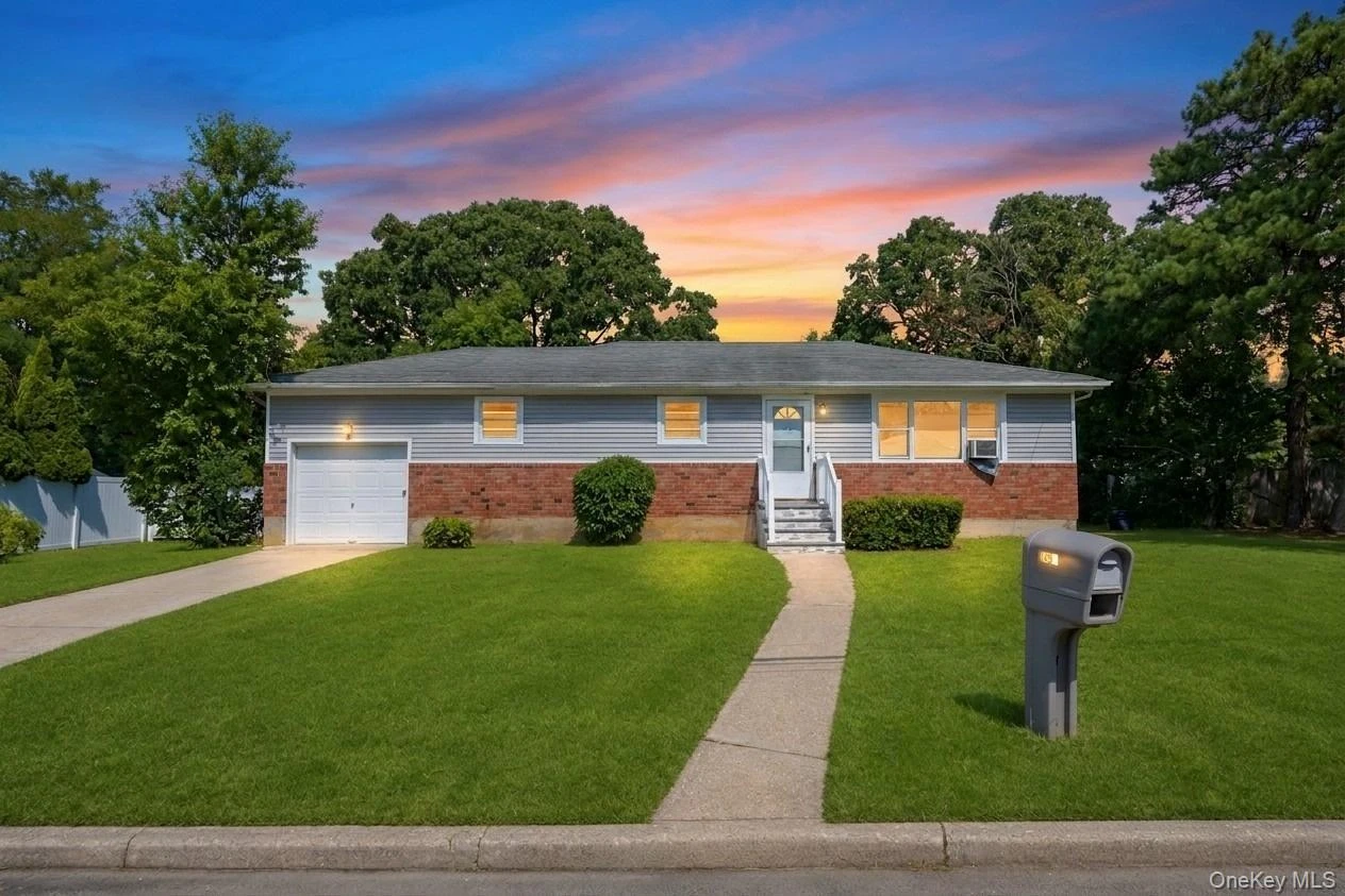 Photograph of 334 Robbins Street