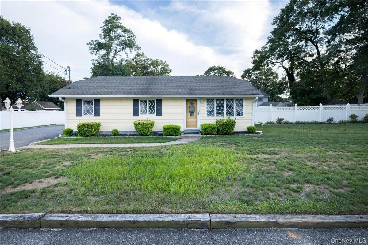 Photograph of 8 Doradell Drive