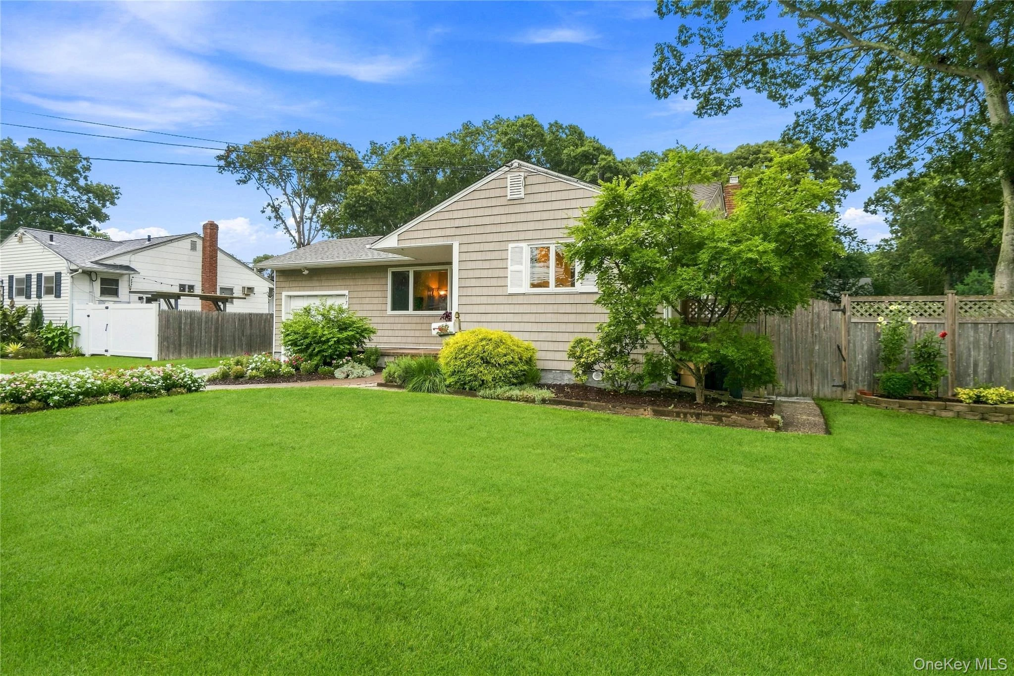 Photograph of 77 Lumur Drive