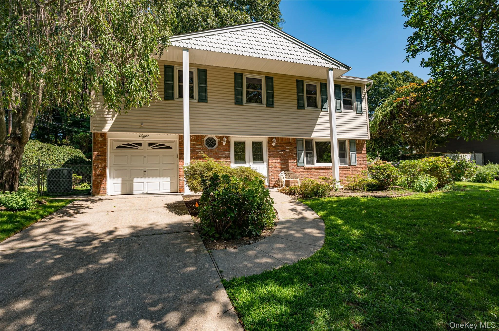 Photograph of 8 Salisbury Drive
