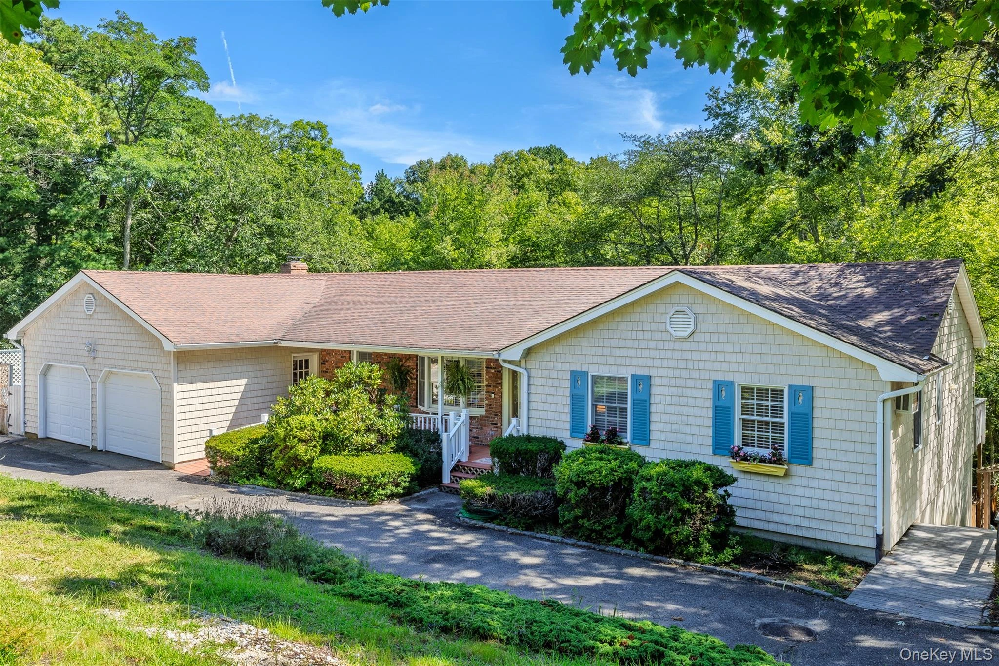 Photograph of 18 Beaver Lane