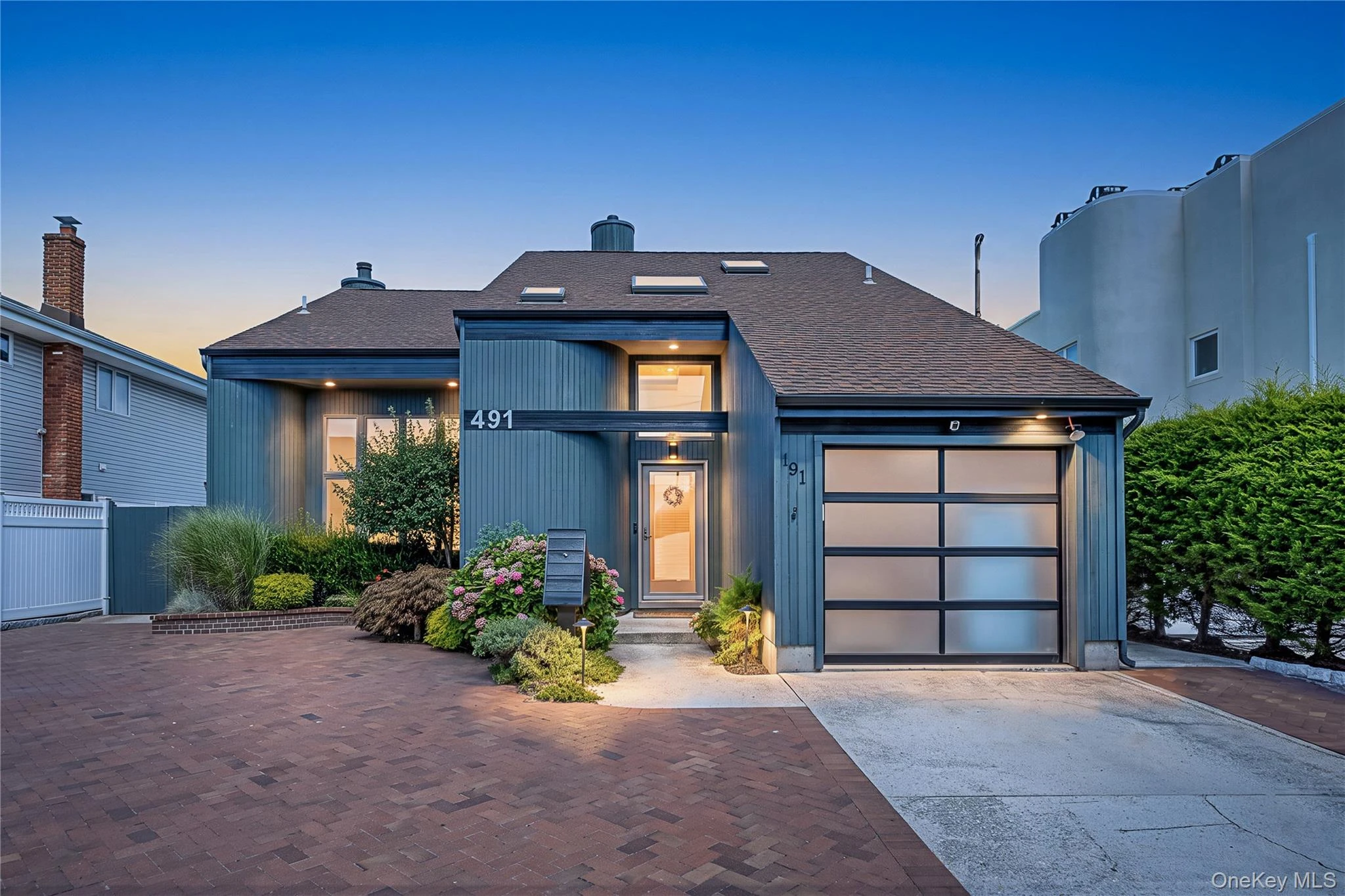 Photograph of 491 Bay Drive