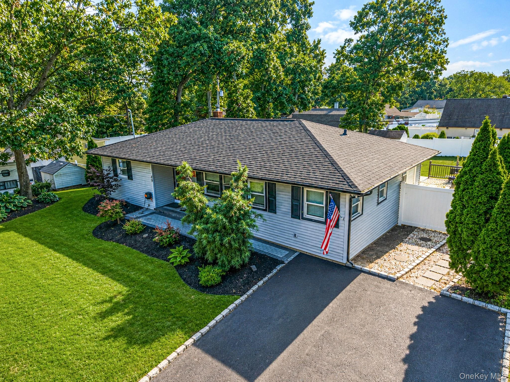 Photograph of 40 Avenue A