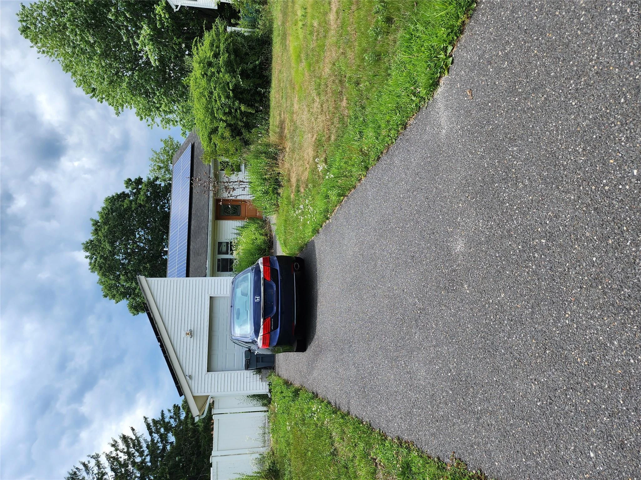 Photograph of 26 Narragansett Avenue